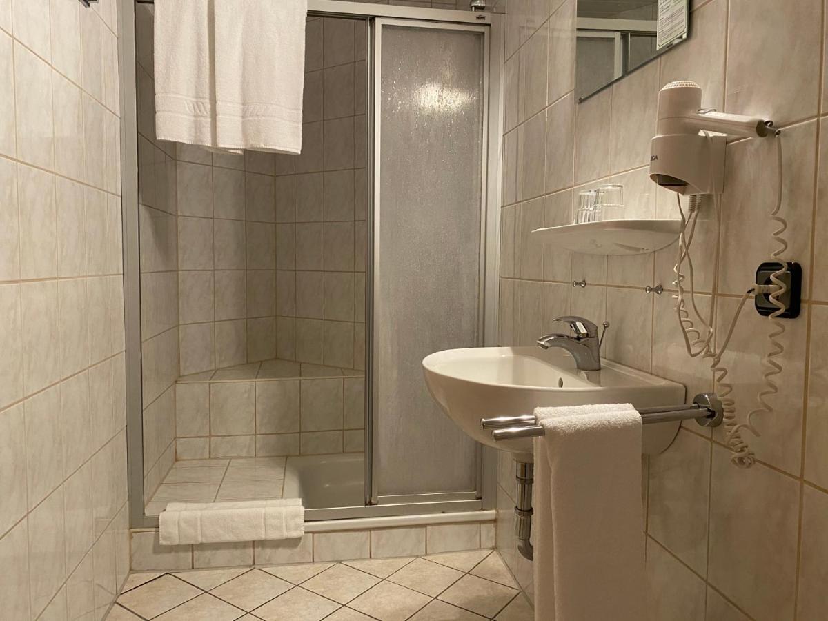 Zum Goldenen Adler Otel Pfarrweisach Dış mekan fotoğraf